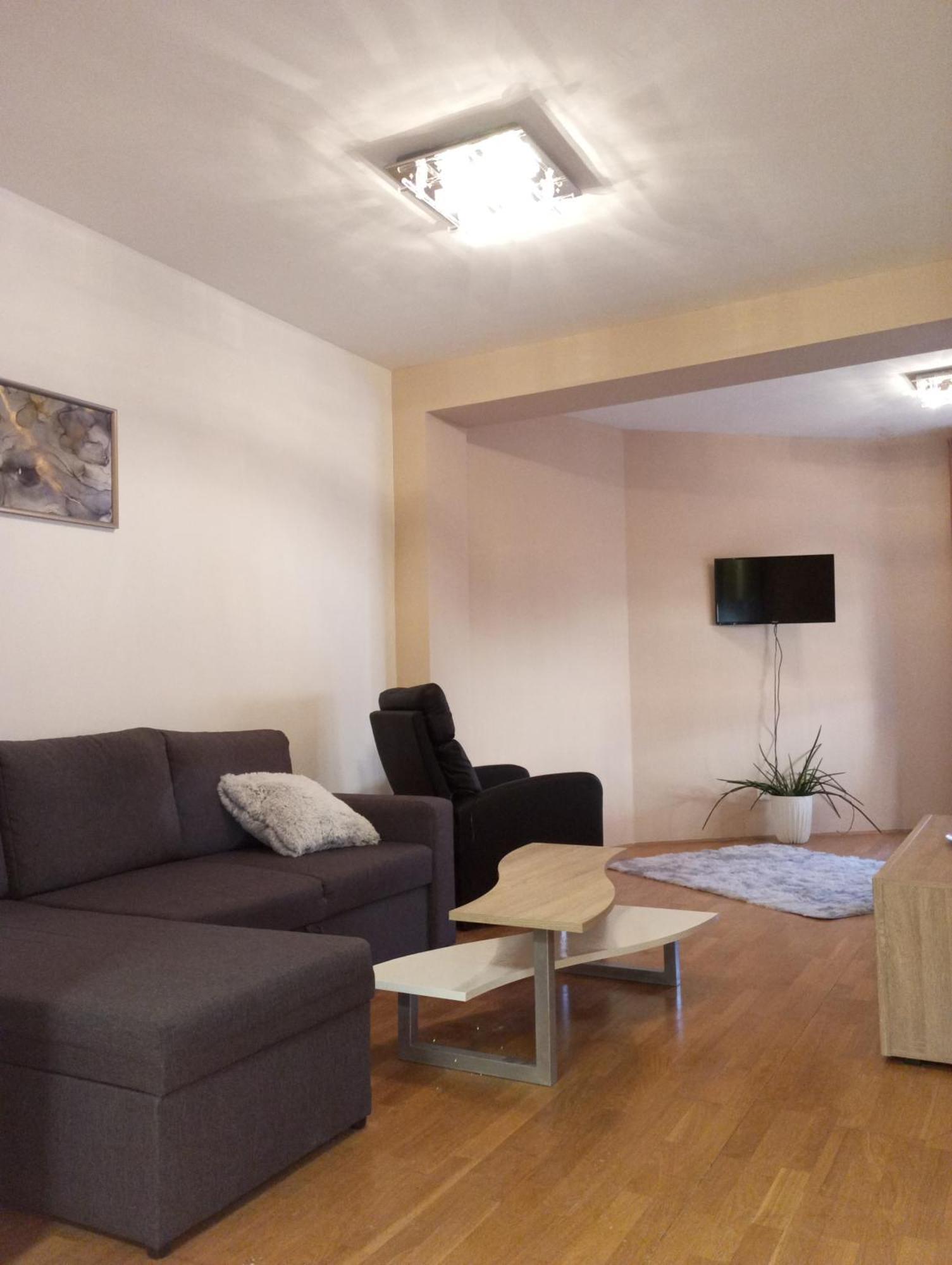 Zen Apartman بوداكالاز المظهر الخارجي الصورة